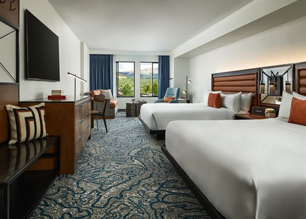 Hotel Alpenrock Breckenridge, Curio Collection by Hilton