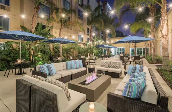 DoubleTree by Hilton Hotel Los Angeles - Commerce