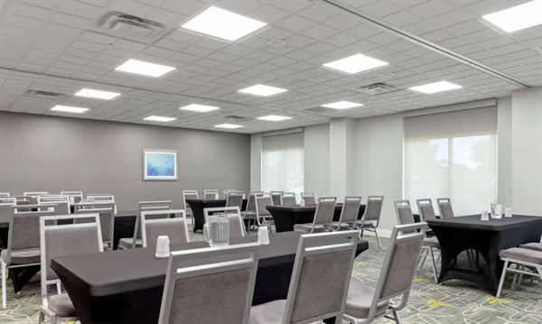 Wingate by Wyndham McAllen