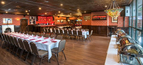 Village Tavern Salem