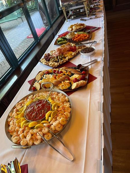 Village Tavern Salem