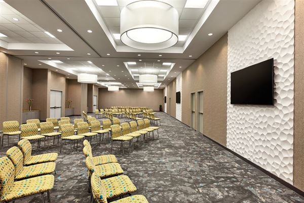 Aloft Jacksonville Tapestry Park