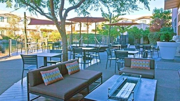 DoubleTree by Hilton Hotel & Spa Napa Valley - American Canyon