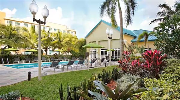 Homewood Suites Miami-Airport West