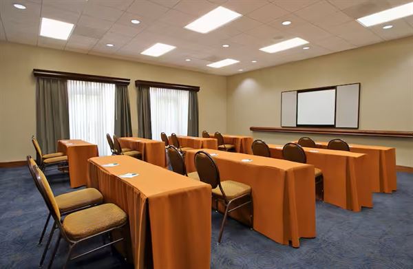 Homewood Suites Miami-Airport West