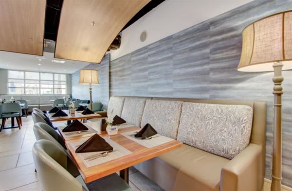 Crowne Plaza Charleston Airport - Conv Ctr