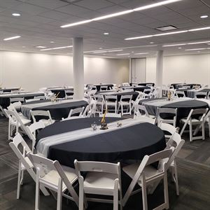 BANQUET ROOM