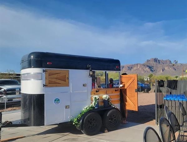 the tilted pineapple mobile bars and wedding venue