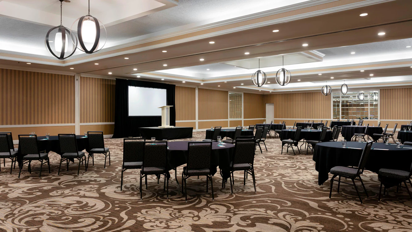 Sheraton Charlotte Hotel