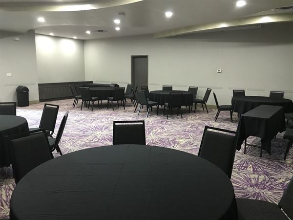 Holiday Inn Express & Suites Garland on Lake Hubbard