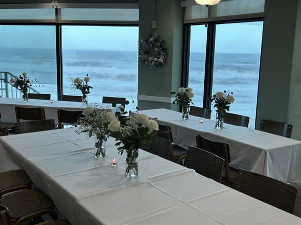 Seascape Oceanfront Restaurant