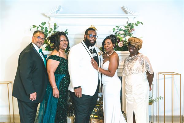 Chad Populis Photography and 360 photo booth rentals