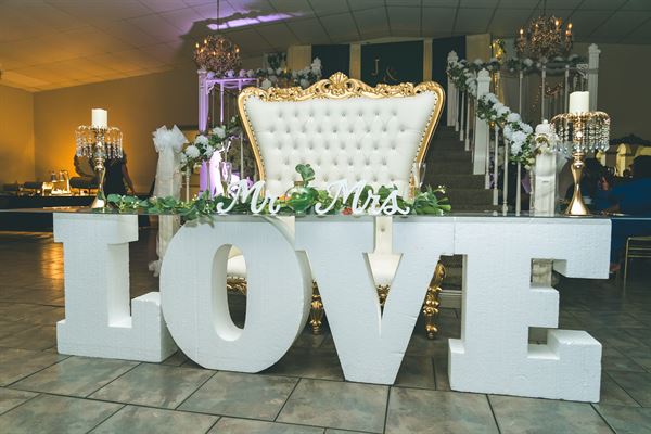 Chad Populis Photography and 360 photo booth rentals