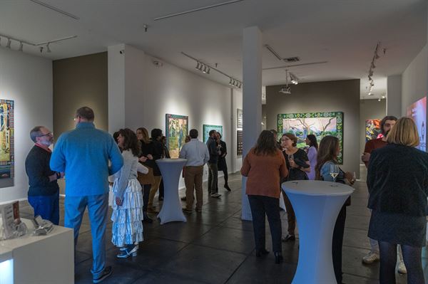 Ferrara Showman Gallery