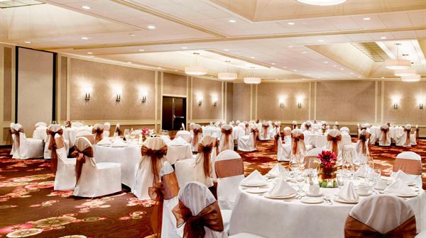 Sheraton Cavalier Calgary Hotel