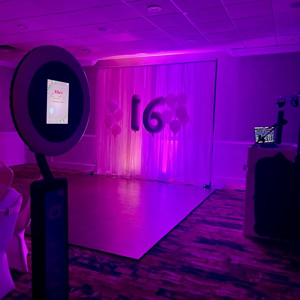 Good times PhotoBooth and 360 VideoBooth Rentals