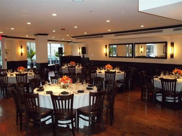 Modern Restaurant & Lounge