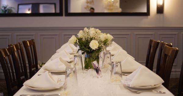 Modern Restaurant & Lounge