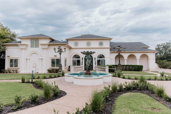 The Springs in Arlington