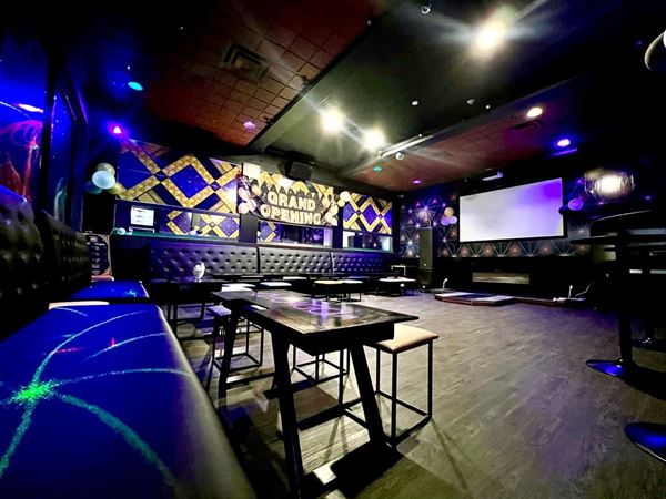 Chicago Pub & Billiards