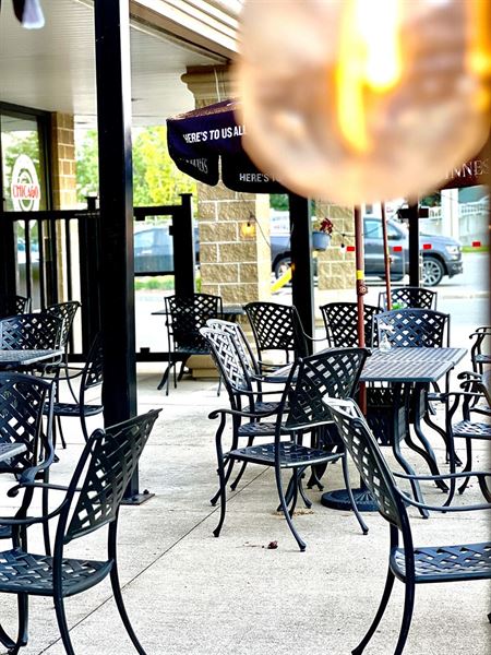 Chicago Pub & Billiards