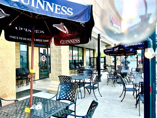 Chicago Pub & Billiards