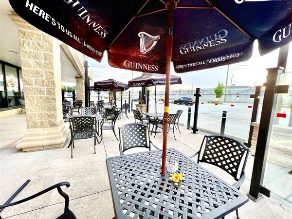 Chicago Pub & Billiards