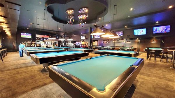 Chicago Pub & Billiards