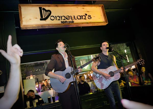 Donnellan's Irish Pub