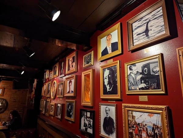 Macleod's Scottish Pub