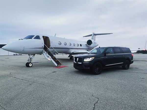 BONZER LIMOUSINE AND BLACK CAR SERVICE