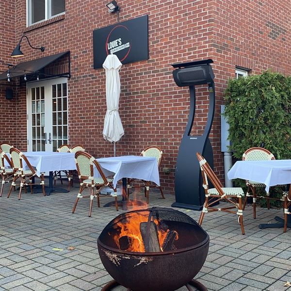 Louie's Italian Restaurant and Bar- Darien