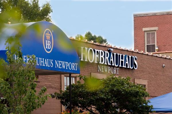 Hofbräuhaus Newport Brewery & Restaurant