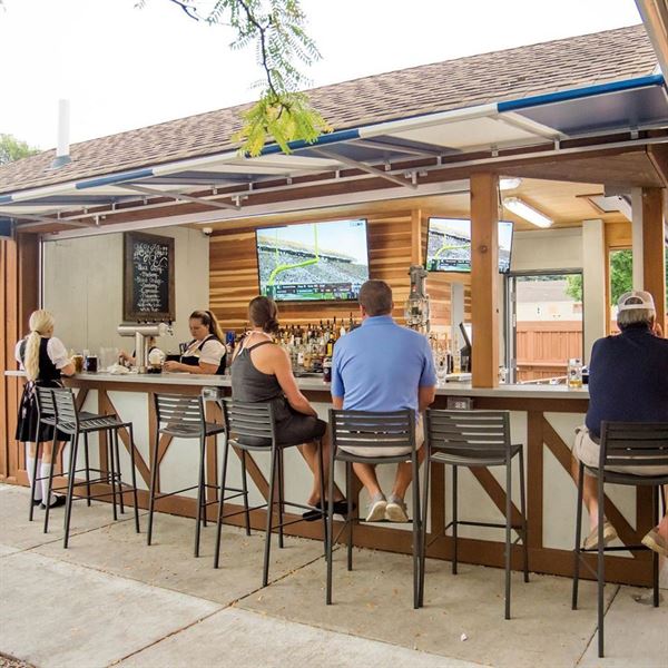 Hofbräuhaus Newport Brewery & Restaurant