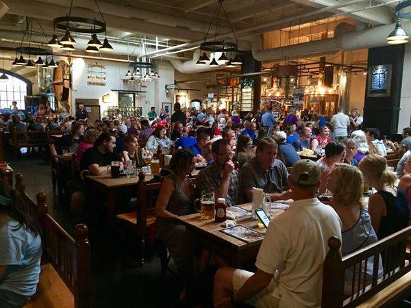 Hofbräuhaus Newport Brewery & Restaurant