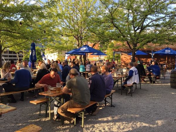 Hofbräuhaus Newport Brewery & Restaurant