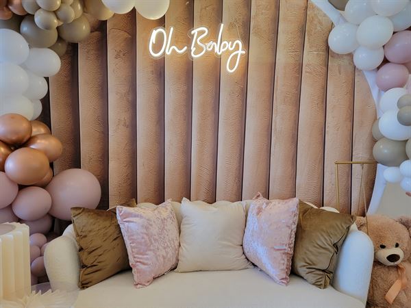 Frills & Chill Events.com