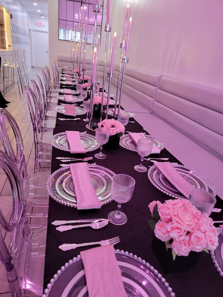 Frills & Chill Events.com