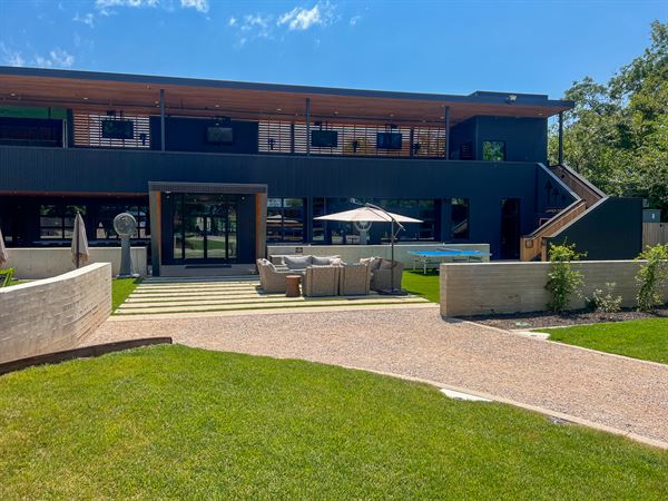 Grand Central at Milam