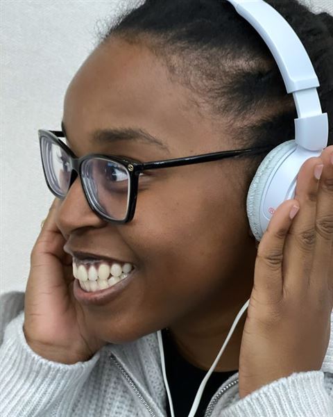 DJ's Available Sound and Light