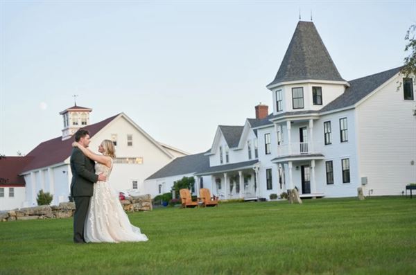 Dell-Lea Weddings and Events