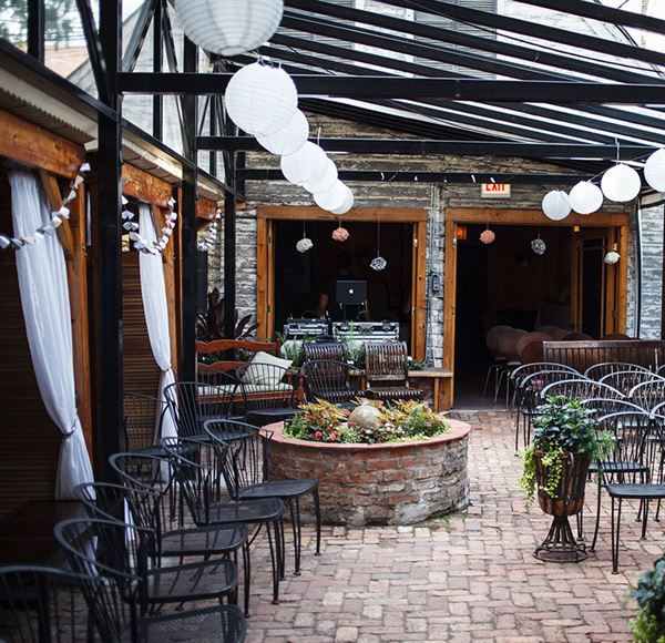 Volo Restaurant Wine Bar