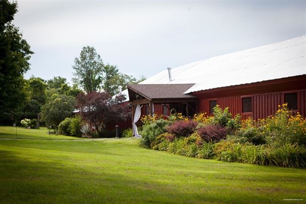 The Old Lantern Inn & Barn