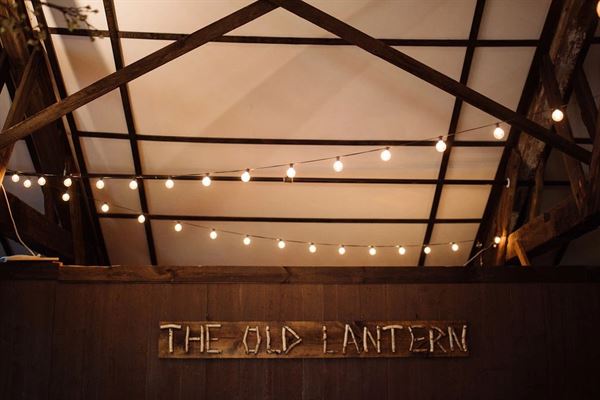 The Old Lantern Inn & Barn