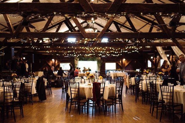 The Old Lantern Inn & Barn