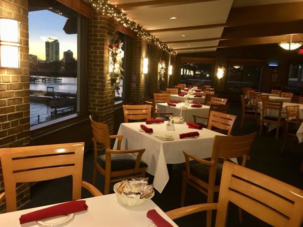 Milwaukee Yacht Club