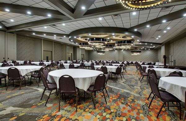 DoubleTree by Hilton Mt. Vernon