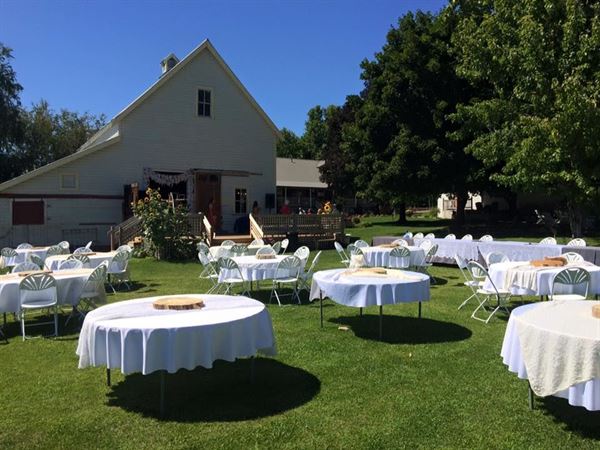The Sunshine Ranch Wedding & Event Venue