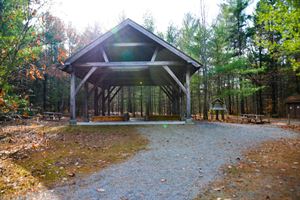 Bernie Longson Memorial Pavilion - Fort Willow