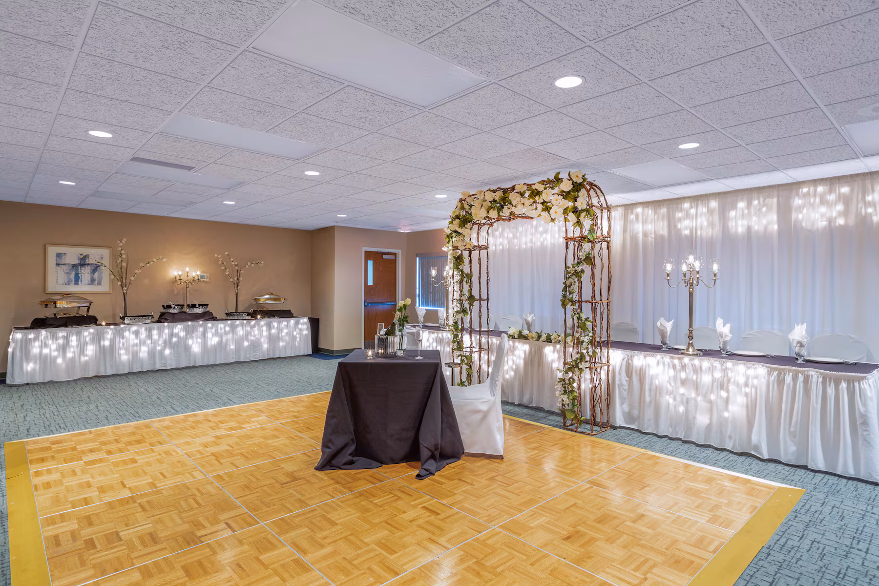 Baymont Inn And Suites Des Moines Airport